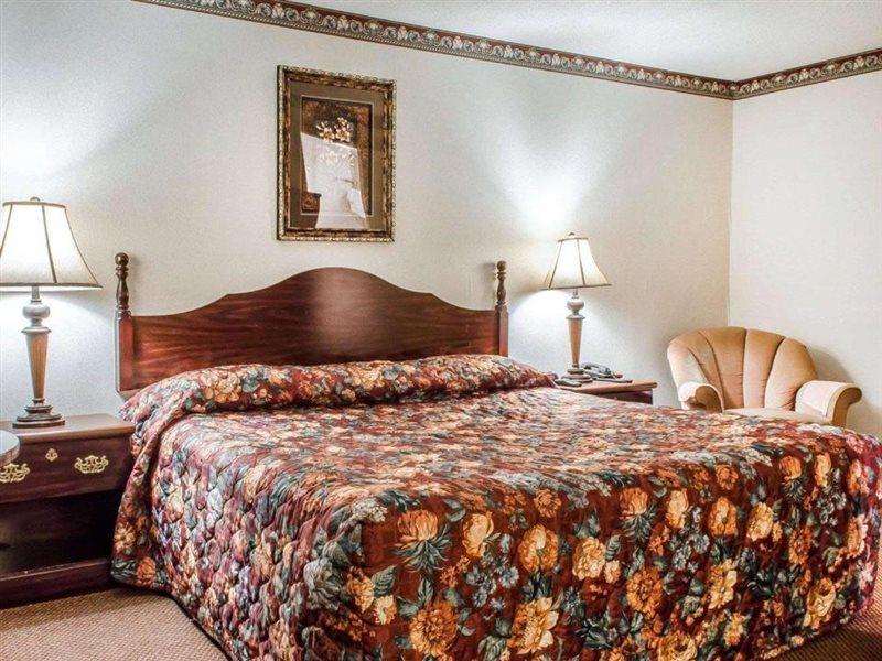 Econo Lodge Frackville Eksteriør billede